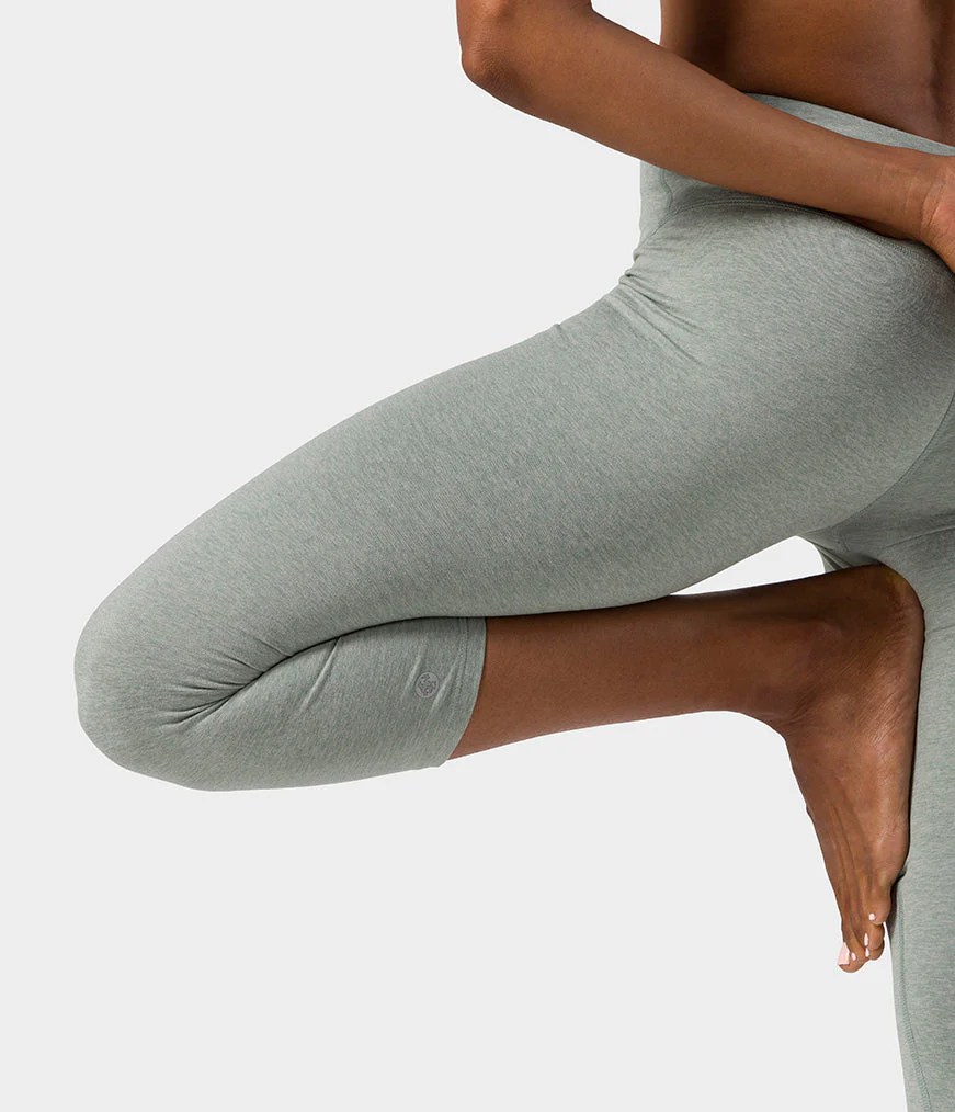 Dhara Capri Legging - Image 17